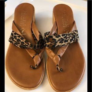 Italian Shoemakers Size 9 Leather Leopard 2”Wedge